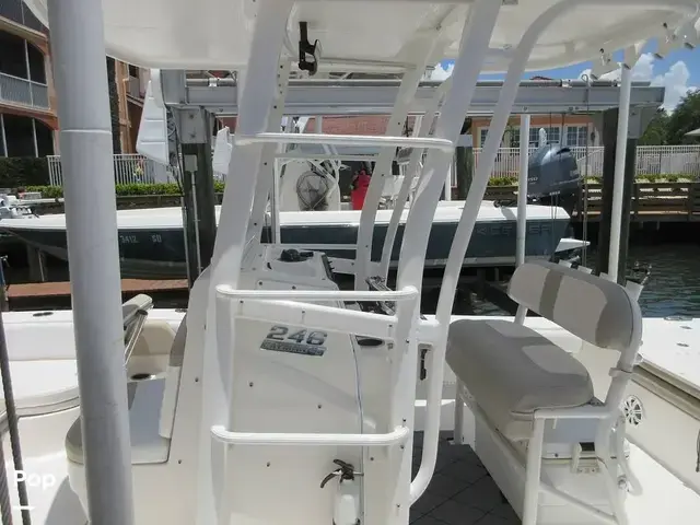 Robalo 246 Cayman SD