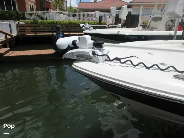 Robalo 246 Cayman SD