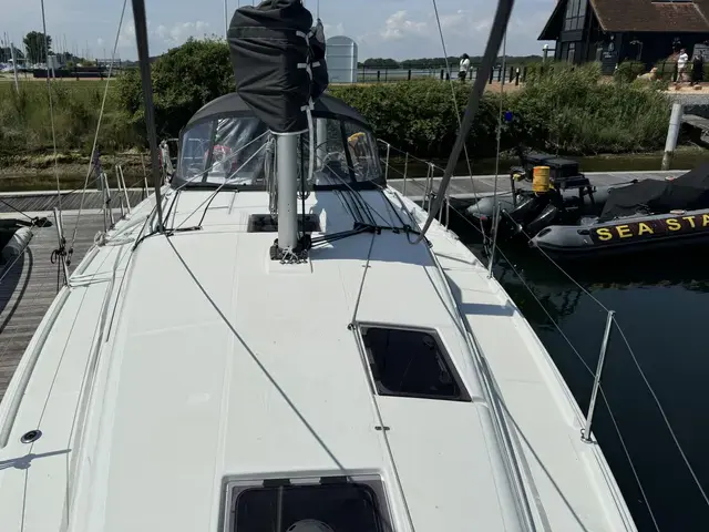 Jeanneau Sun Odyssey 380