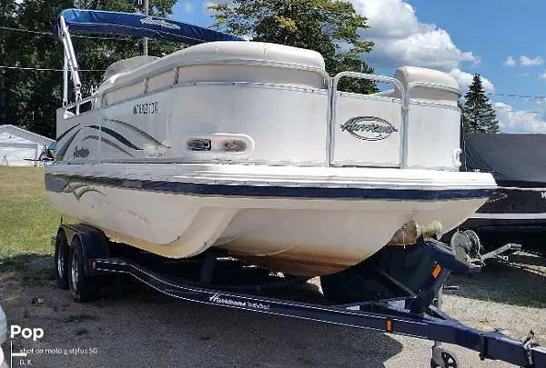 2007 Hurricane fun deck 218re