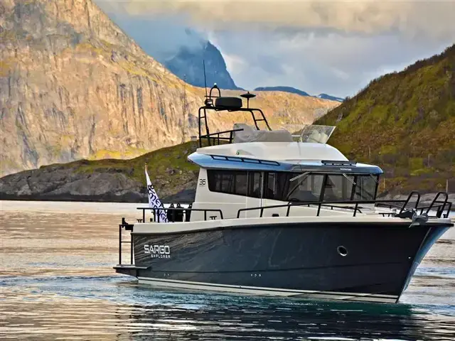 Sargo 36 Explorer Fly