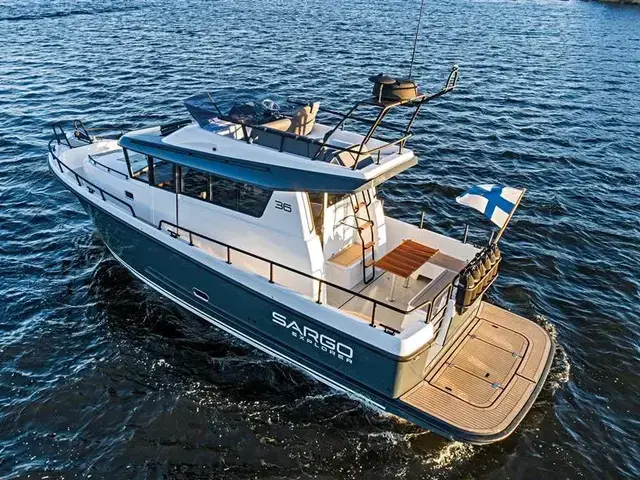 Sargo 36 Explorer Fly