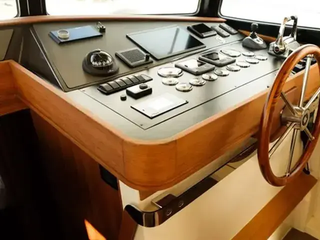 Rhea 34 Trawler