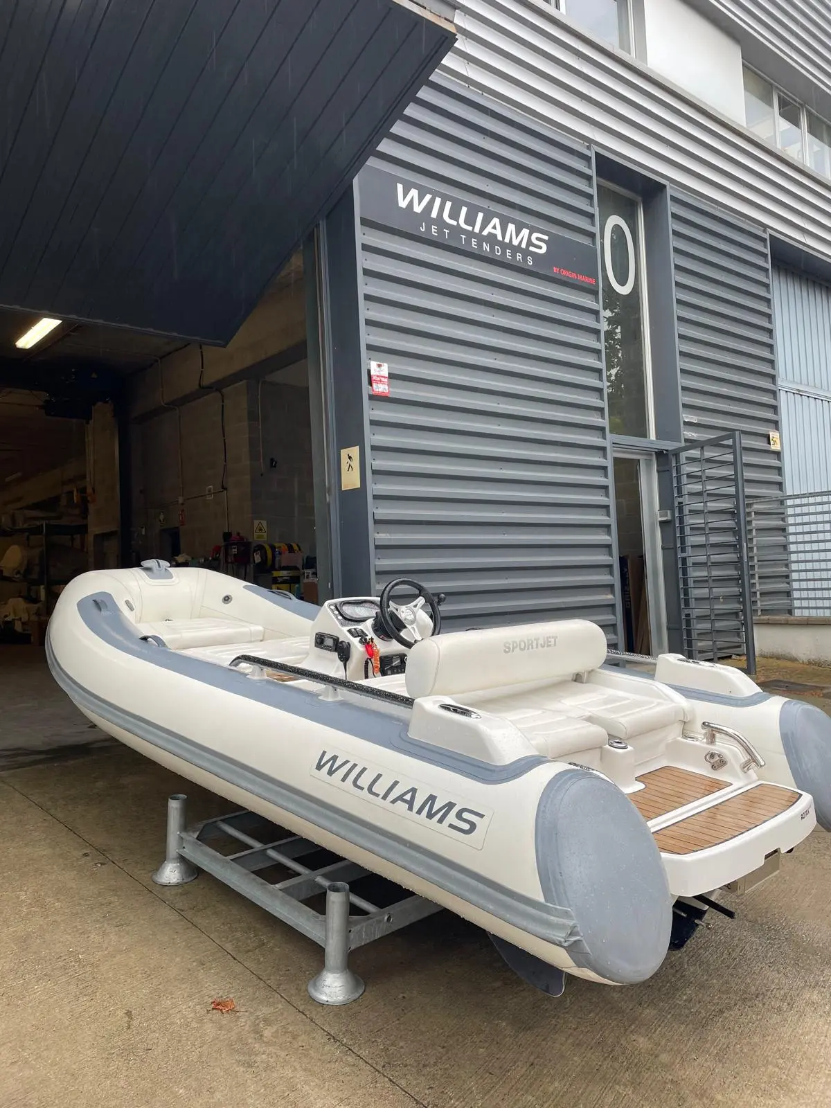 2019 Williams Jet Tenders sportjet 395