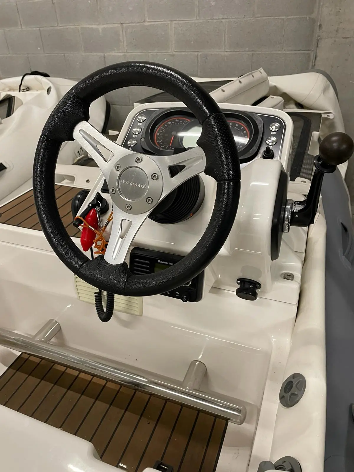 2019 Williams Jet Tenders sportjet 395