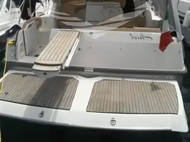 Cranchi Pelican 32