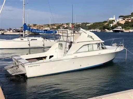 1977 Bertram 26' sf