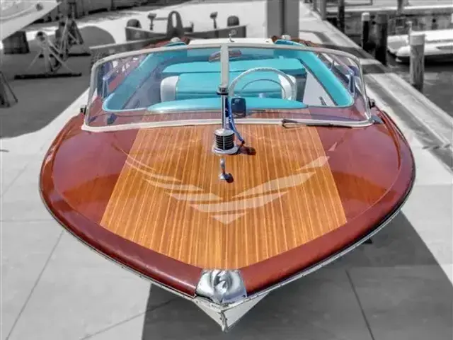 Riva Junior