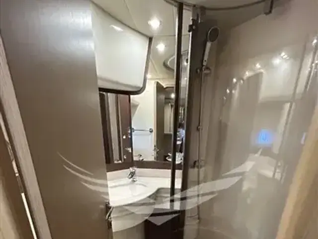 Ferretti Yachts 550