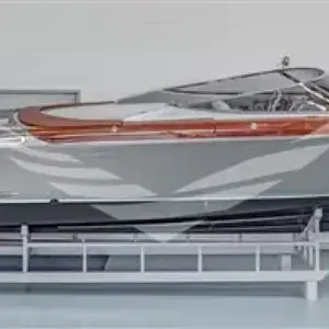 2020 Riva 33 Aqua Super