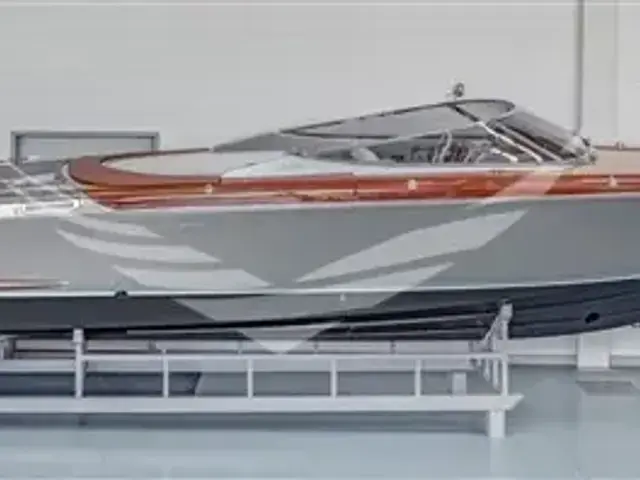 Riva 33 Aqua Super