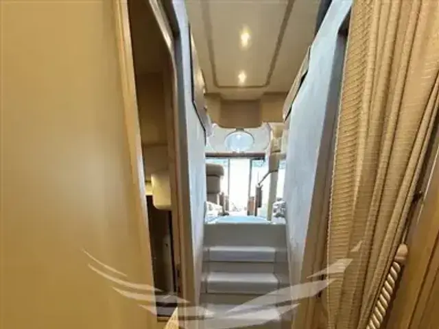 Ferretti Yachts 550