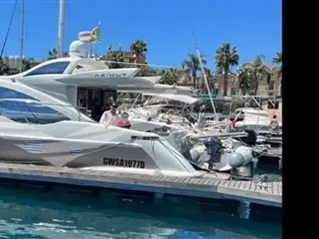 Azimut 43 S