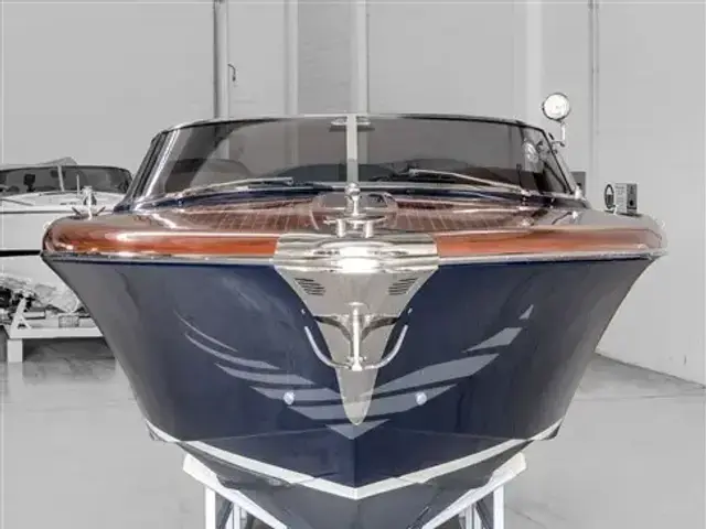 Riva 33 Aqua