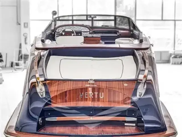 Riva 33 Aqua