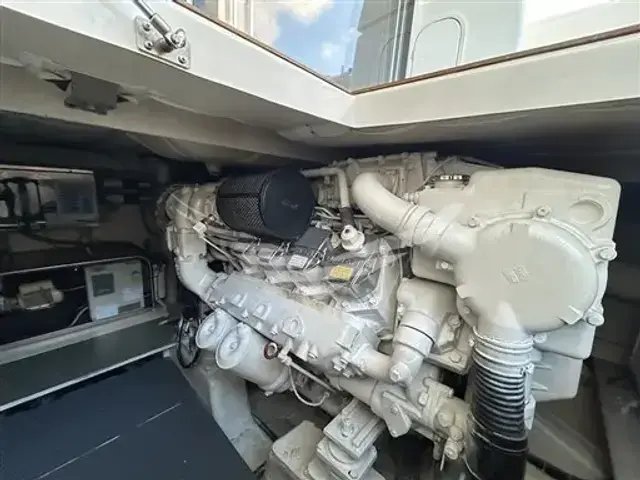 Ferretti Yachts 550