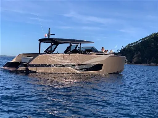 2022 Cranchi a 46 luxury tender