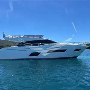 2018 Ferretti Yachts 550