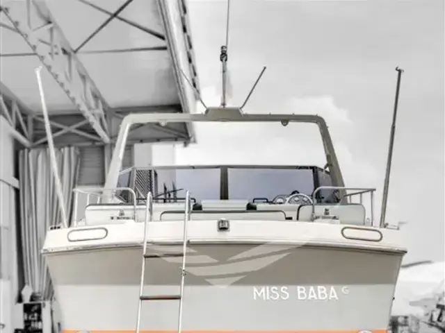 Riva 38 Bravo