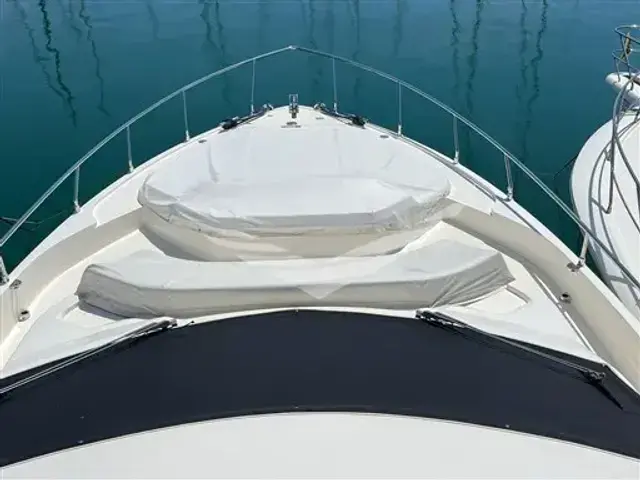 Ferretti Yachts 550