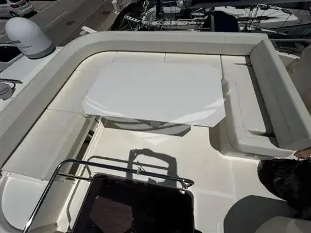 Ferretti Yachts 550