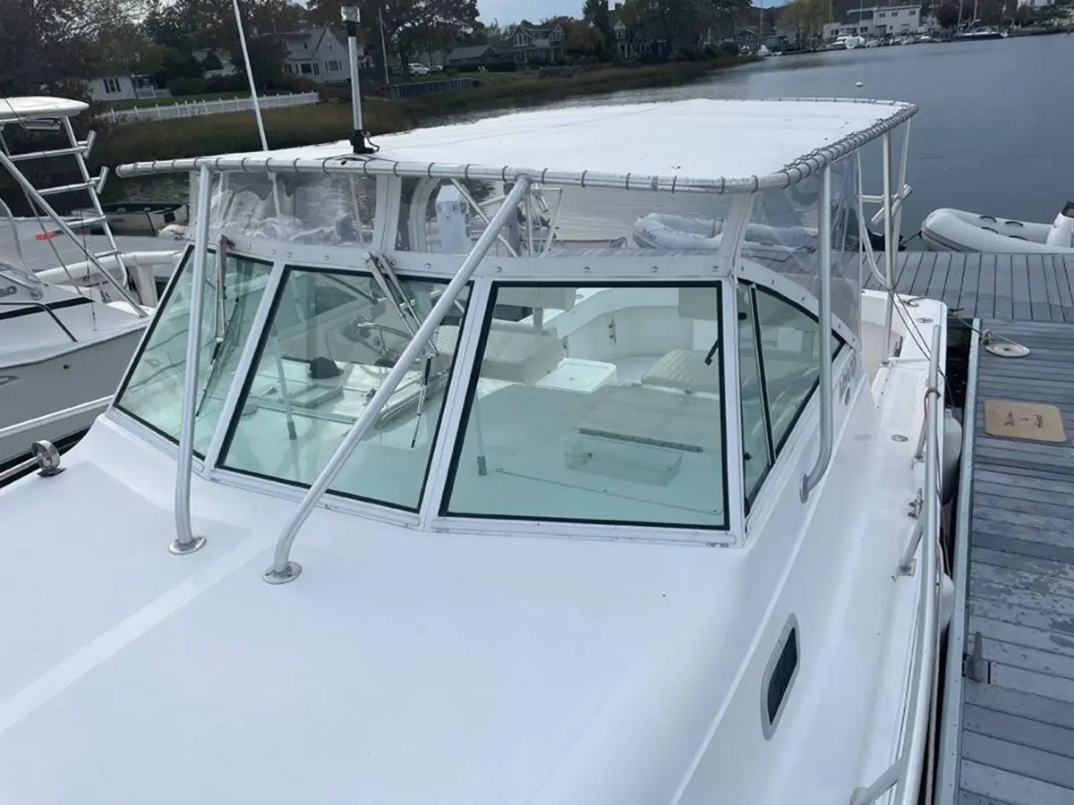 2002 Luhrs mainship pilot 30