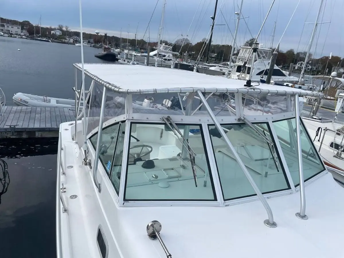 2002 Luhrs mainship pilot 30