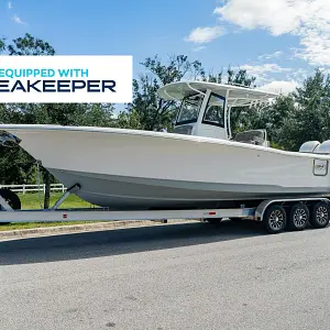 2025 Sea Hunt Boats Ultra 305 SE