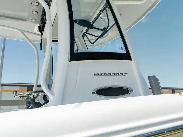 Sea Hunt Boats Ultra 305 SE