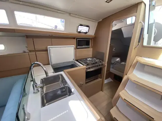 Jeanneau Sun Odyssey 389