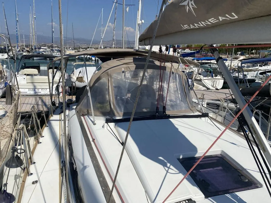 2019 Jeanneau sun odyssey 389