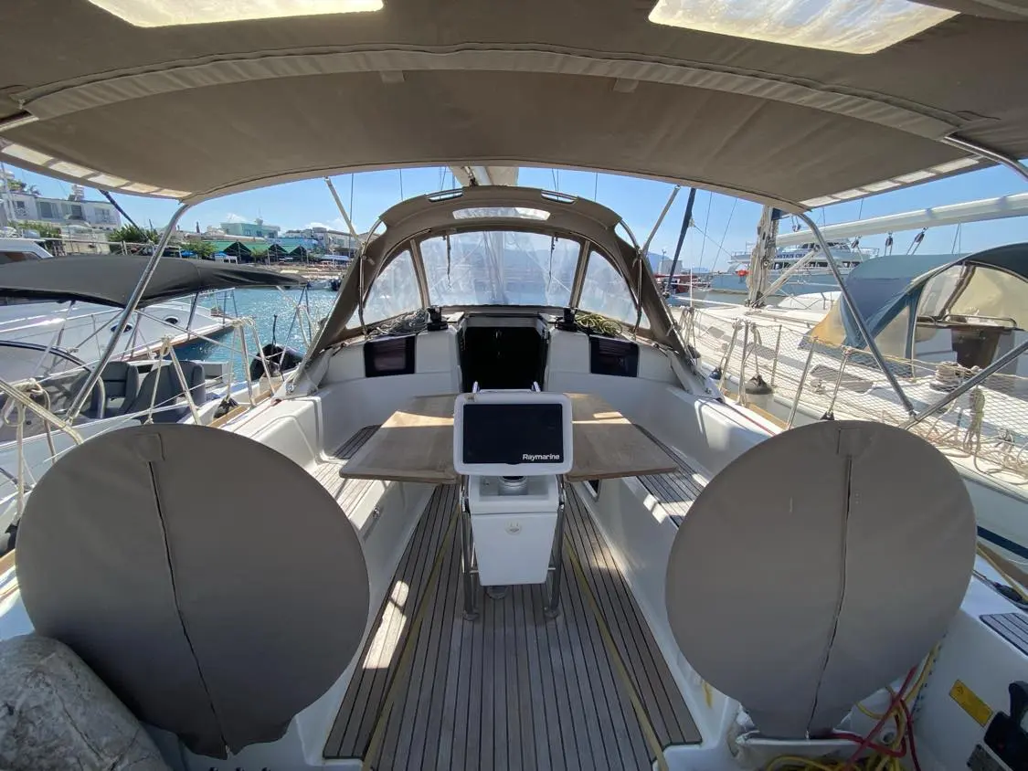 2019 Jeanneau sun odyssey 389