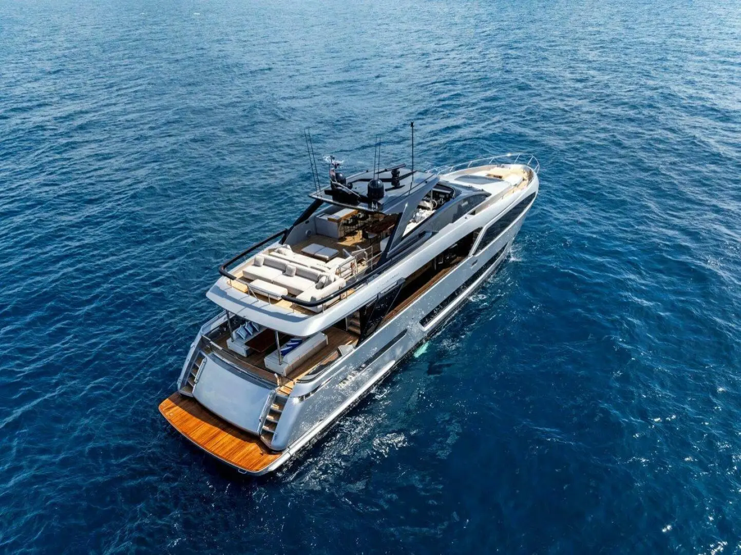 2022 Riva 90