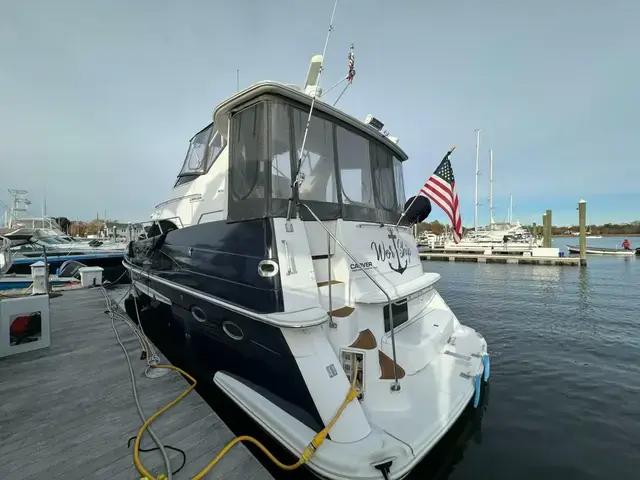 Carver 396 Aft Cabin