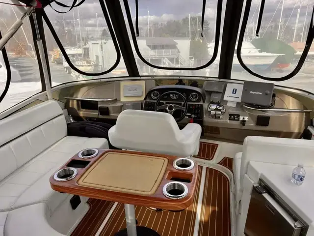 Carver 396 Aft Cabin