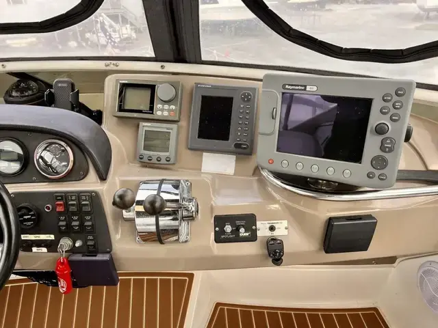 Carver 396 Aft Cabin