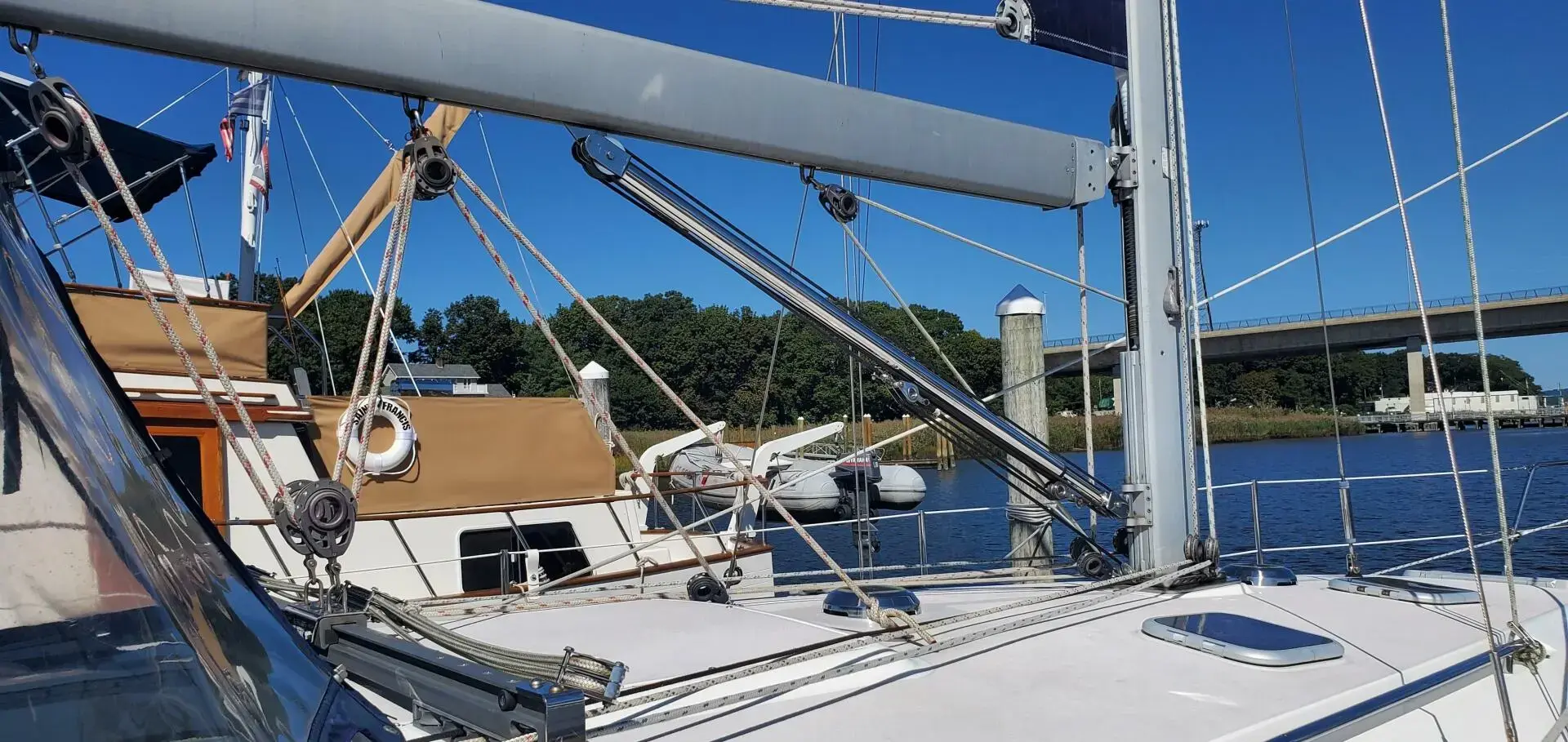 2003 Catalina 387