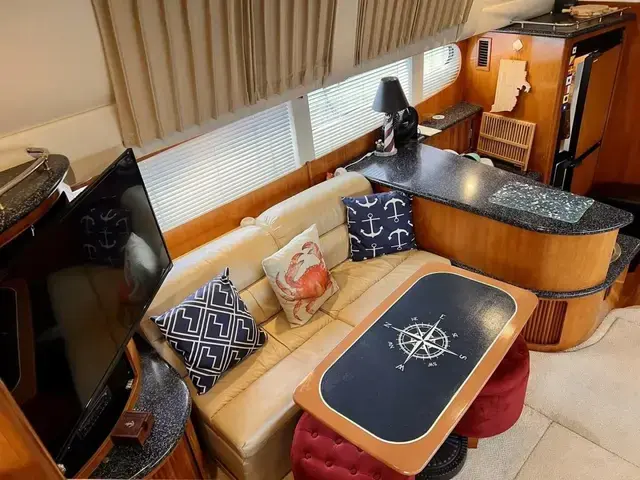 Carver 396 Aft Cabin