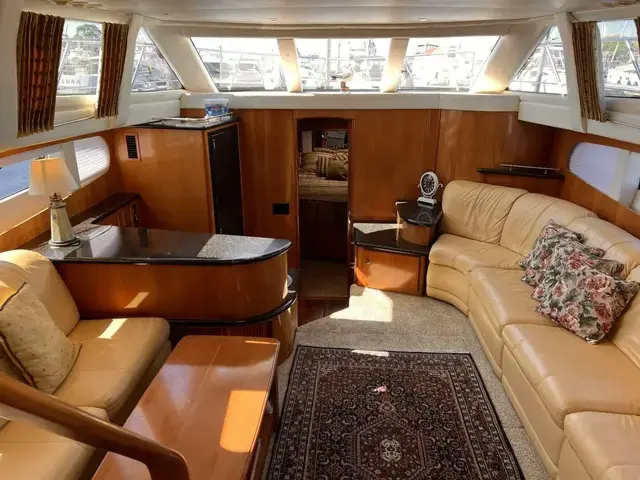 Carver 396 Aft Cabin