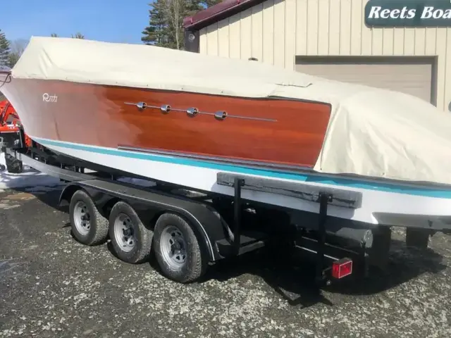 Riva Reets Replica Super Aquarama