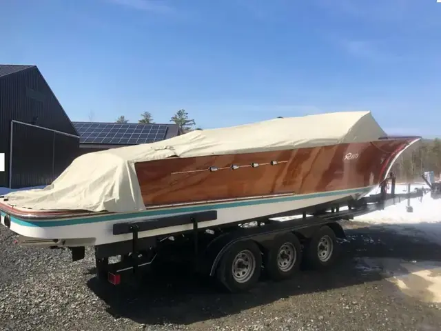 Riva Reets Replica Super Aquarama