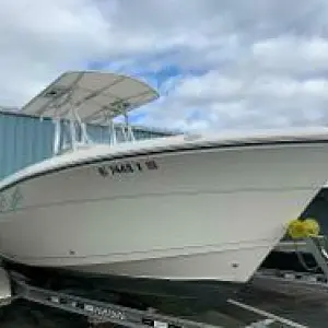 2021 Cobia Boats 237 Center Console