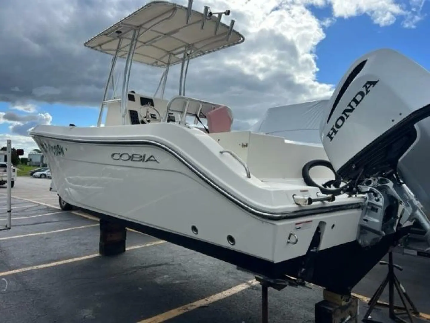 2020 Cobia Boats 24