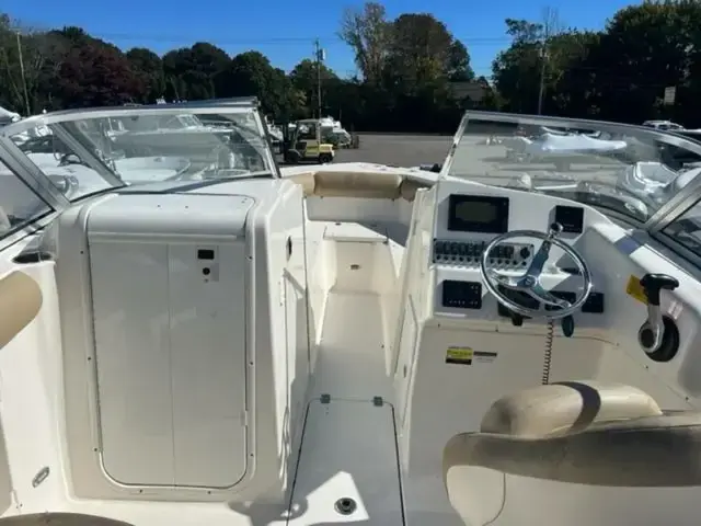 Key West 23 Dual Console