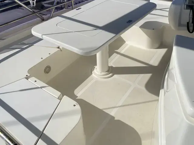 Ferretti Yachts 470