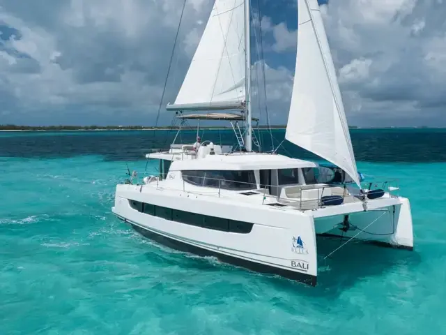 Bali Catamarans 4.8