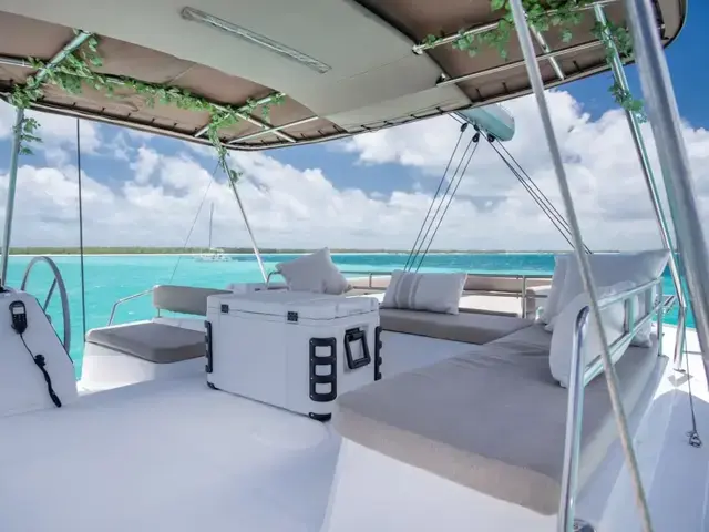 Bali Catamarans 4.8