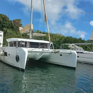 2019 Lagoon 42