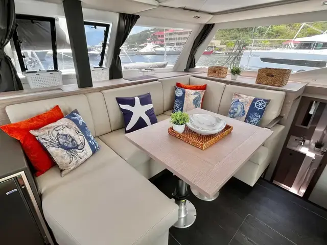 Fountaine Pajot Isla 40