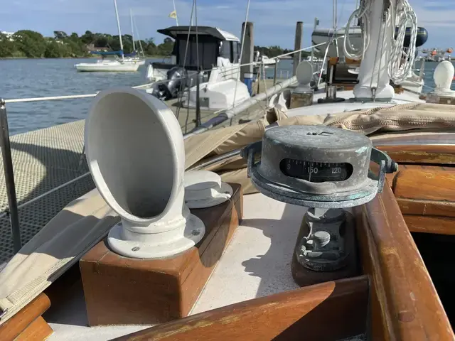 Classic Laurent Giles Wanderer Sloop